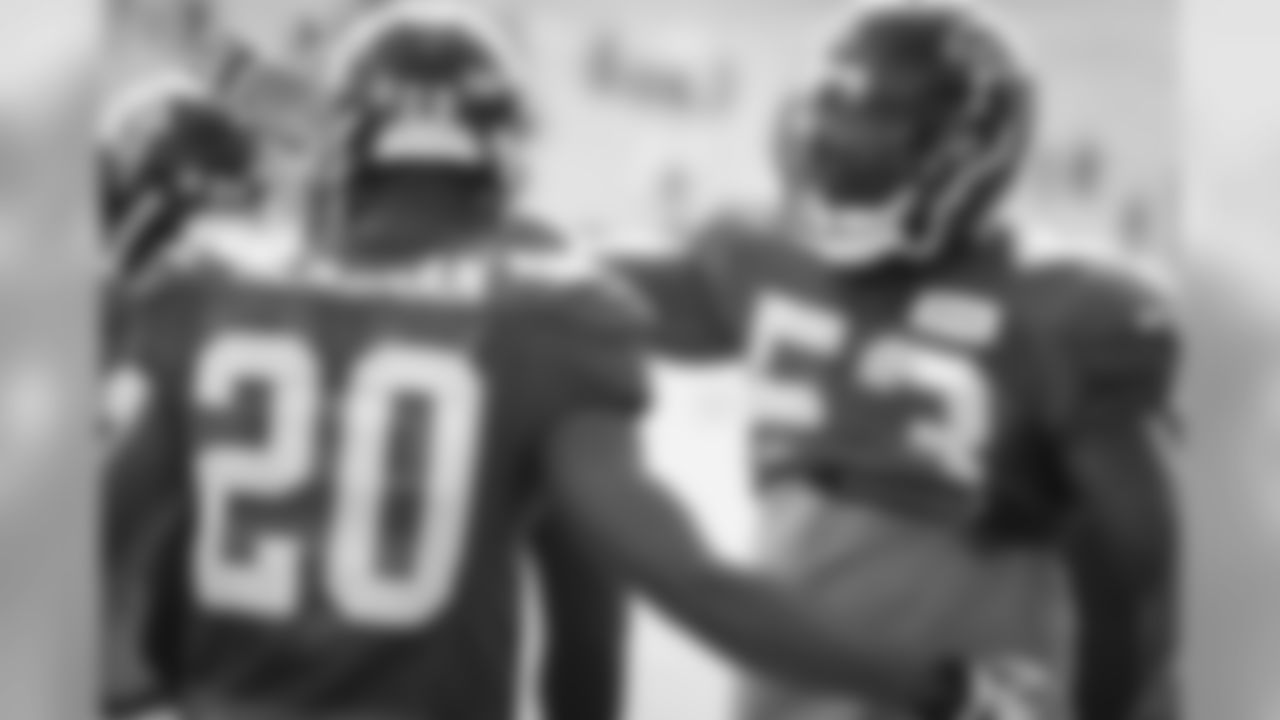 S Sharrod Neasman and LB LaRoy Reynolds
