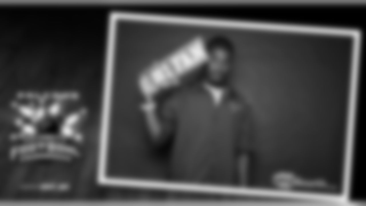 CB Robert McClain in the OMG Photo Booth