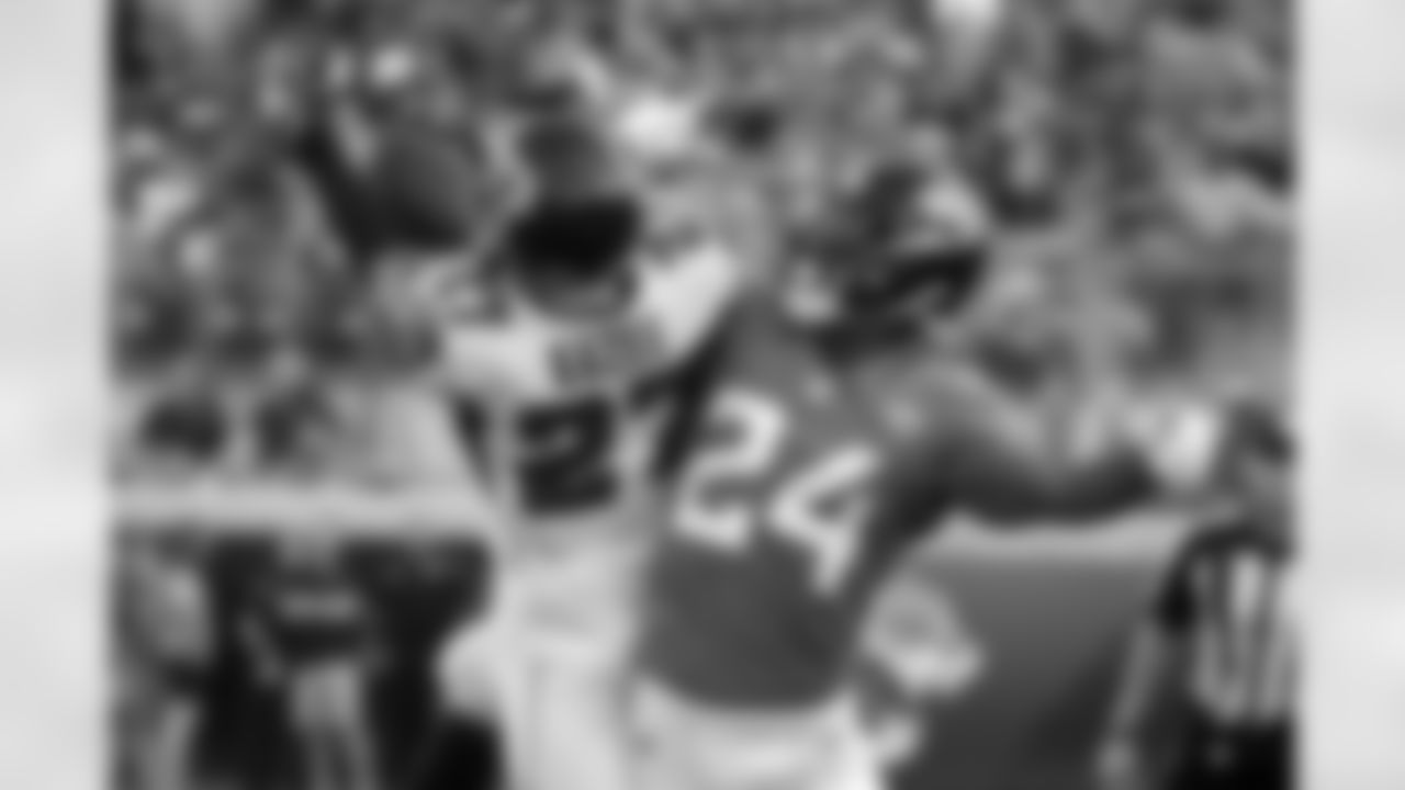 S Damontae Kazee