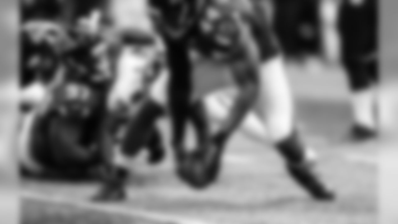 OLB Vic Beasley Jr.
Atlanta Falcons / Kara Durrette