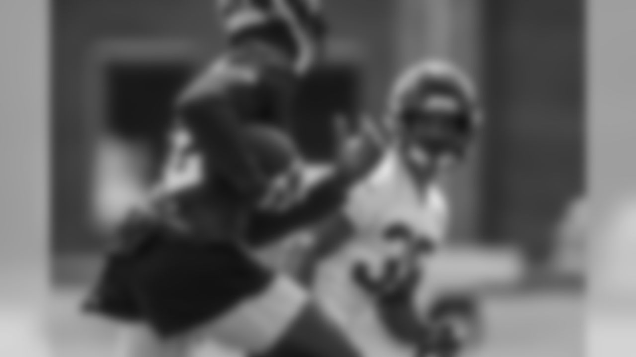 WR Mohamed Sanu, FS Marcelis Branch