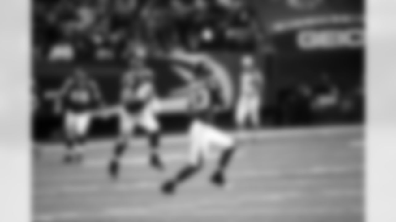 The Falcons host the Green Bay Packers on Sunday Night Football at the Georgia Dome // Falcons vs. Packers - 2011 // Oct. 9, 2011 // Atlanta -