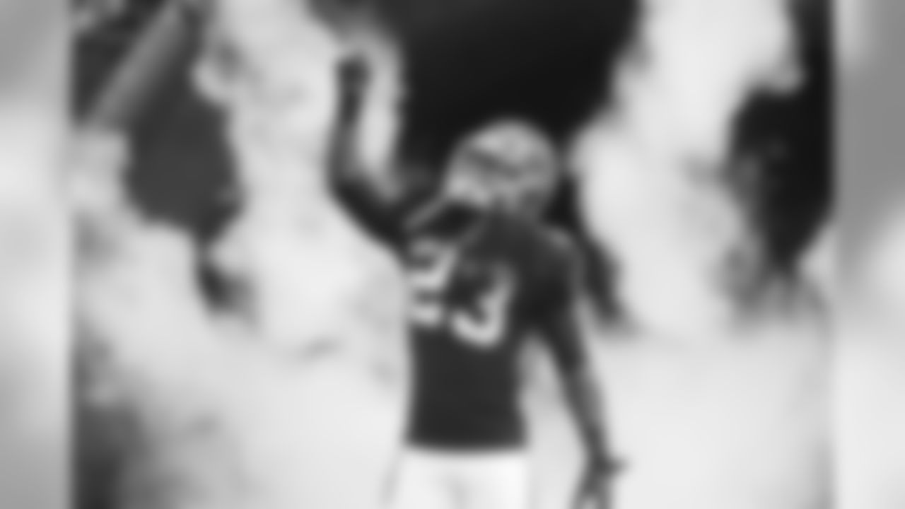 Defensive back Dunta Robinson takes the field