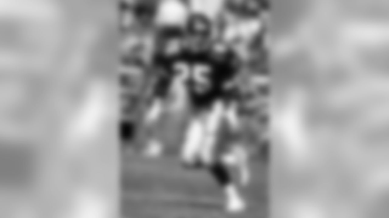 No. 2 Scott Case: An 11-year veteran of the Falcons from 1984 to 1994, Case was selected to one Pro Bowl after leading the NFL in interceptions in 1988.