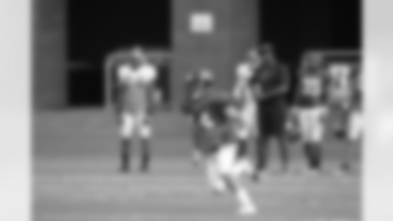 Eric Weems returns a kick // 2011 Russell Athletic Training Camp - Day 6 // August 2, 2011 // Flowery Branch, Ga. —