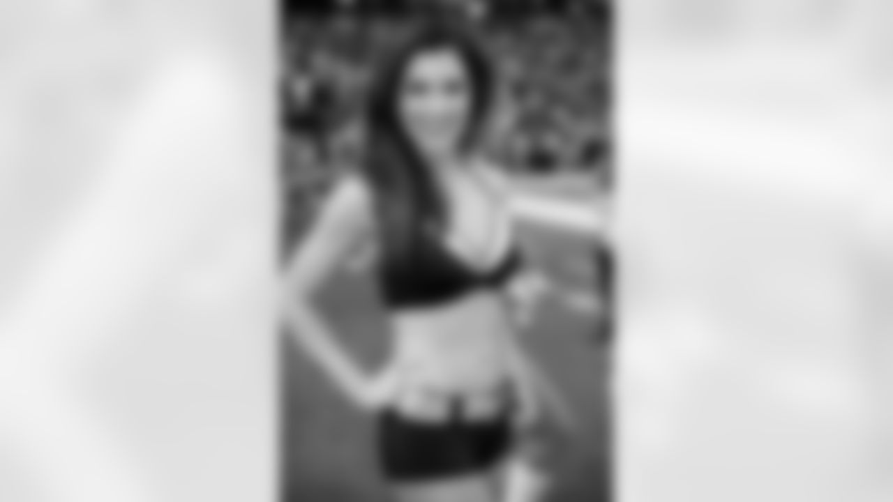 Atlanta Falcons Cheerleader Erin P. (PHOTOS: Art Morrison, Special to AtlantaFalcons.com)