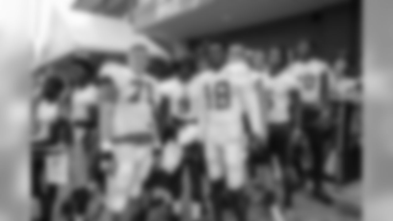 T Daniel Brunskill, WR Calvin Ridley