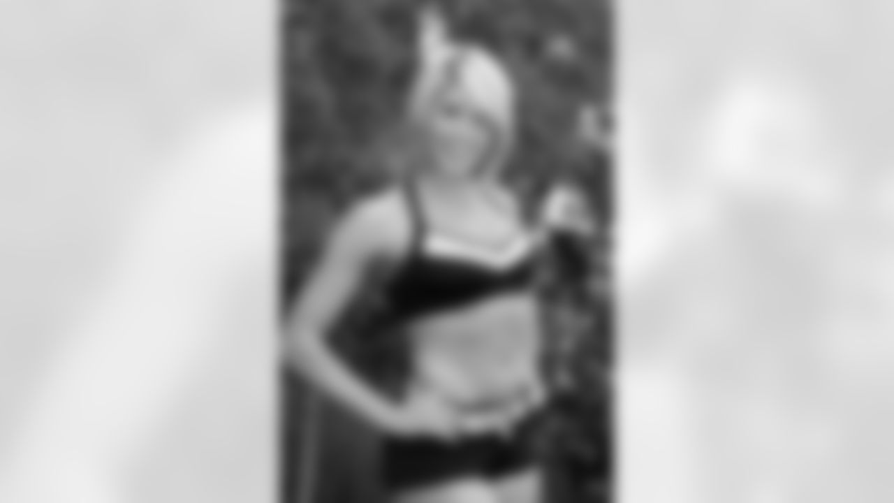 Reneau K. // 2011 Atlanta Falcons Cheerleaders Studio Shots // 2011 // Atlanta -