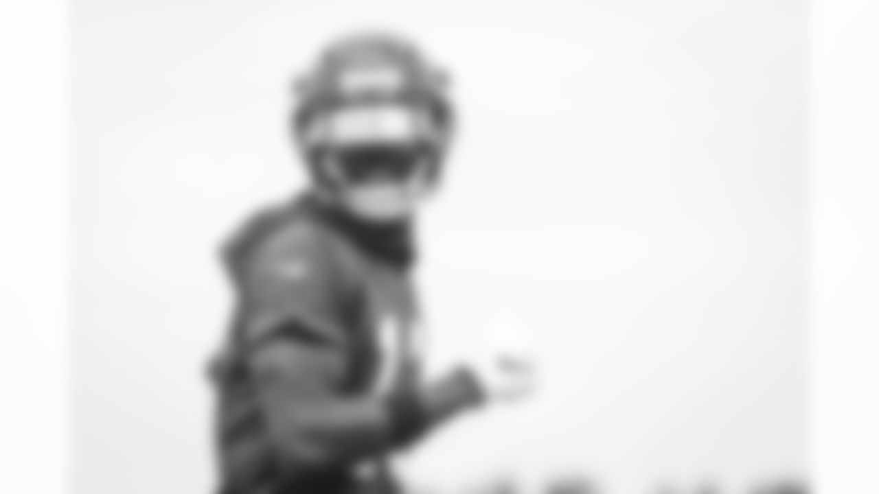 WR Christian Blake