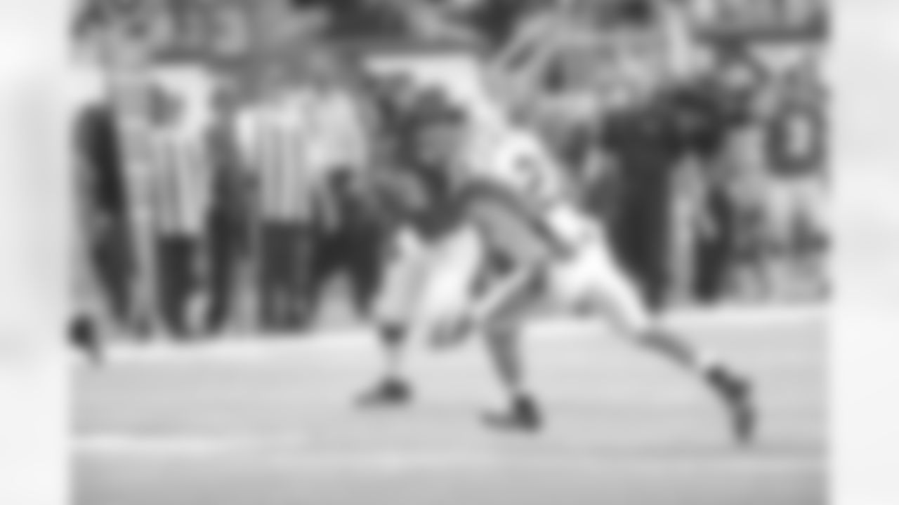 RB Steven Jackson
