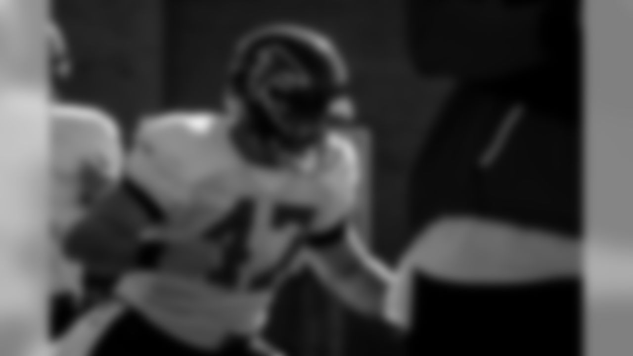 Atlanta Falcons long snapper Josh Harris #47 warms up during practice. (Photo by Kara Durrette/Atlanta Falcons)
