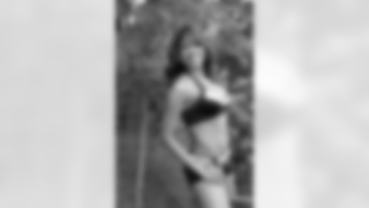 Denita C. // 2011 Atlanta Falcons Cheerleaders Studio Shots // 2011 // Atlanta -