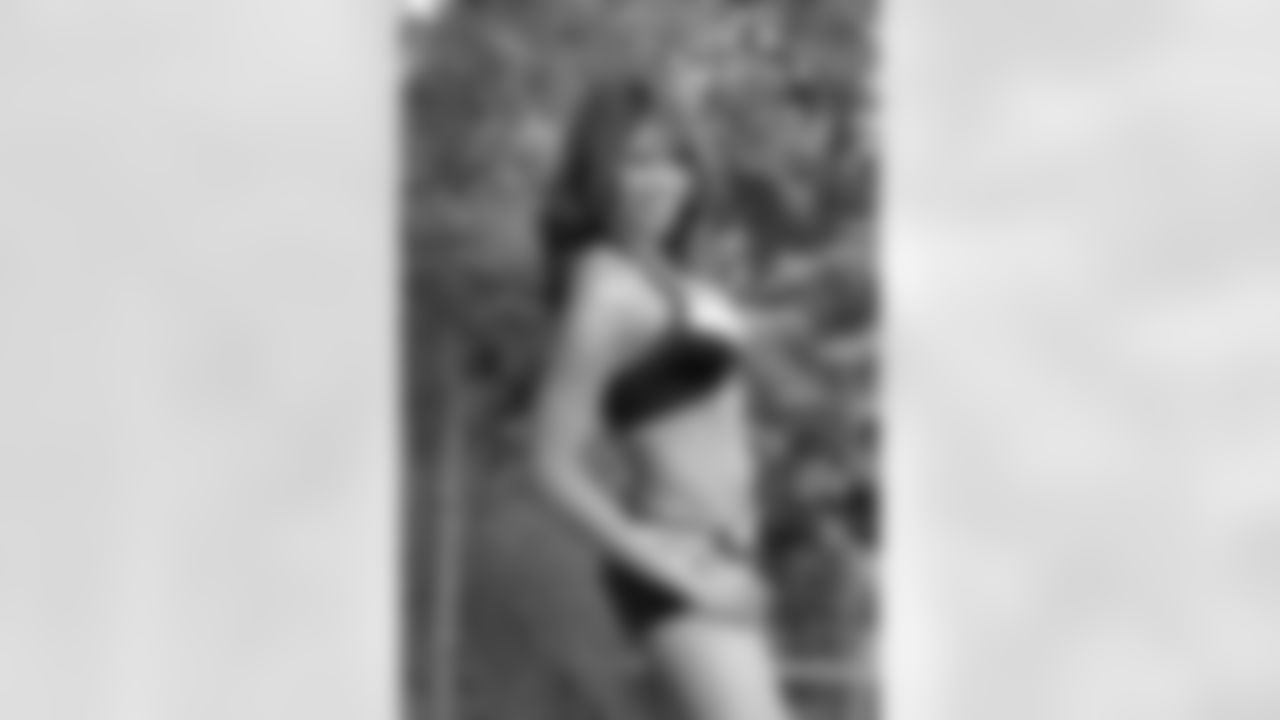 Denita C. // 2011 Atlanta Falcons Cheerleaders Studio Shots // 2011 // Atlanta -