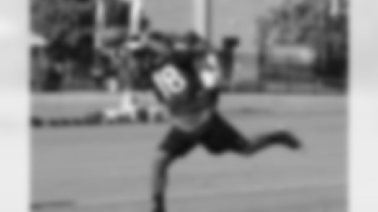 WR Doug Beaumont // 2011 Russell Athletic Training Camp - Day 10 // August 10, 2011 // Flowery Branch, Ga. —