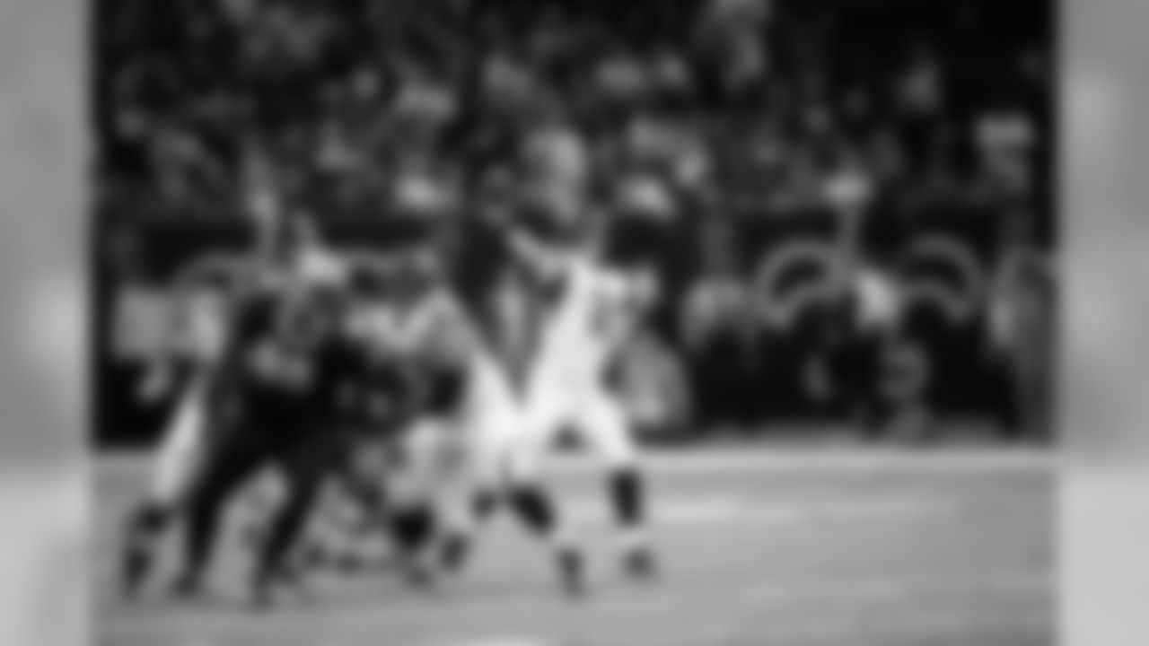 The Falcons and Saints face off in the Superdome for a shot at the NFC South title // Falcons at Saints - 2011 // Dec. 26, 2011 // New Orleans -