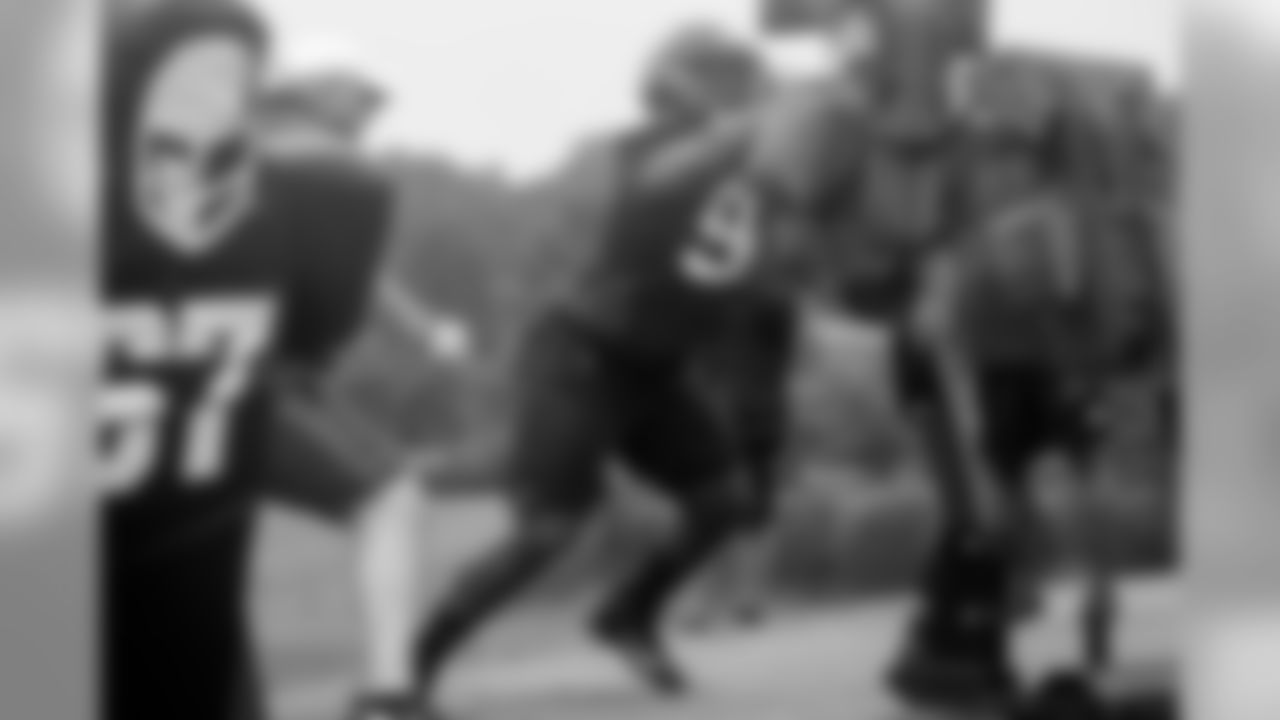 Atlanta Falcons defensive tackle Grady Jarrett #97 runs a drill during practice. (Photo by Kara Durrette/Atlanta Falcons).