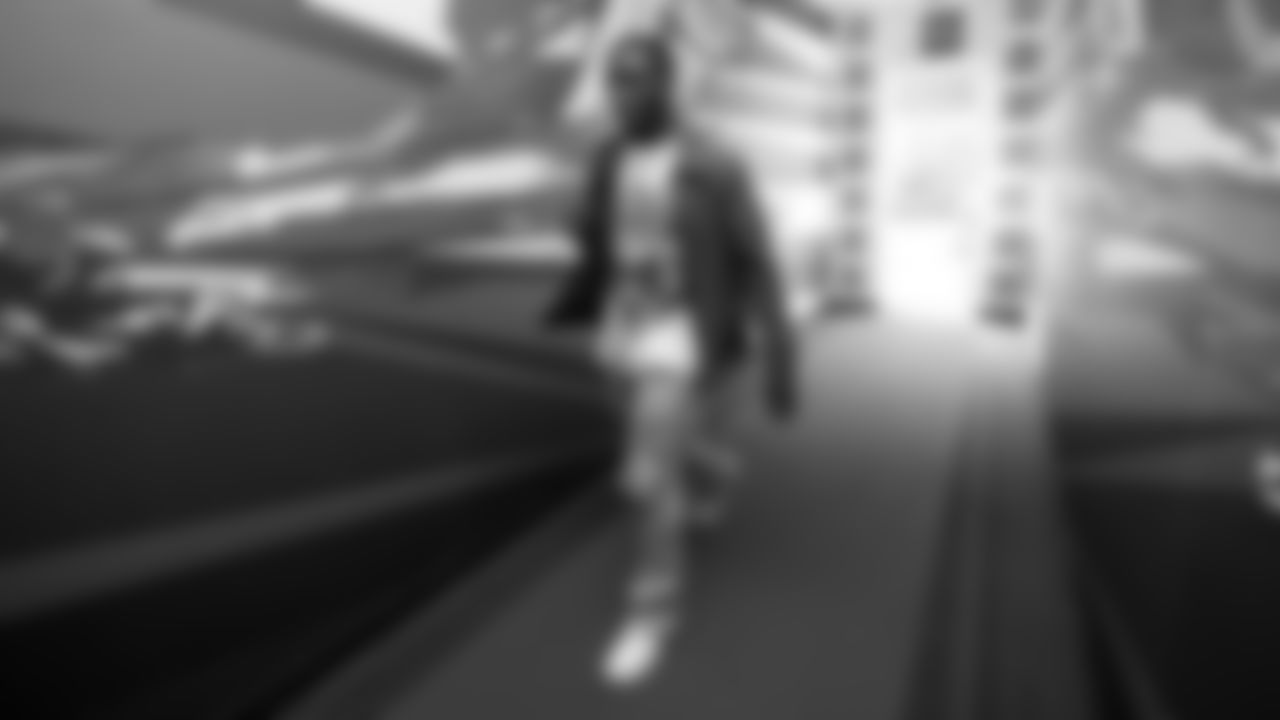 Atlanta Falcons wide receiver Olamide Zaccheaus #17 arrives prior to a game against the Los Angeles Chargers at Mercedes-Benz Stadium in Atlanta, Georgia on Sunday, November 6, 2022. (Photo by Shanna Lockwood/Atlanta Falcons)