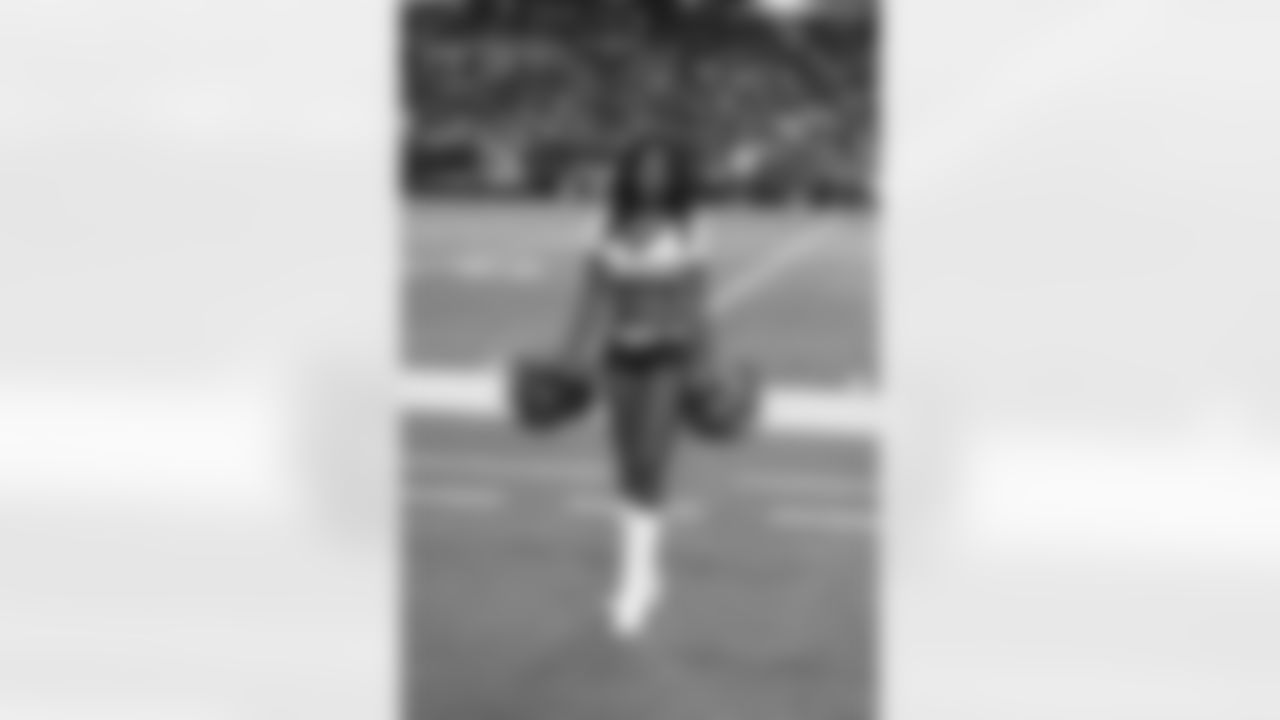 PHOTO: Kristen Thompson, Atlantafalcons.com
