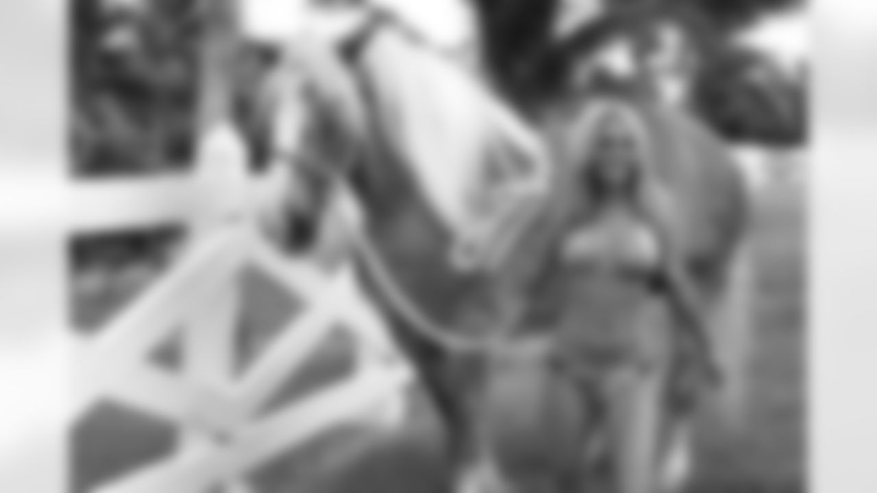 Cancun Swimsuit Calendar Shoot