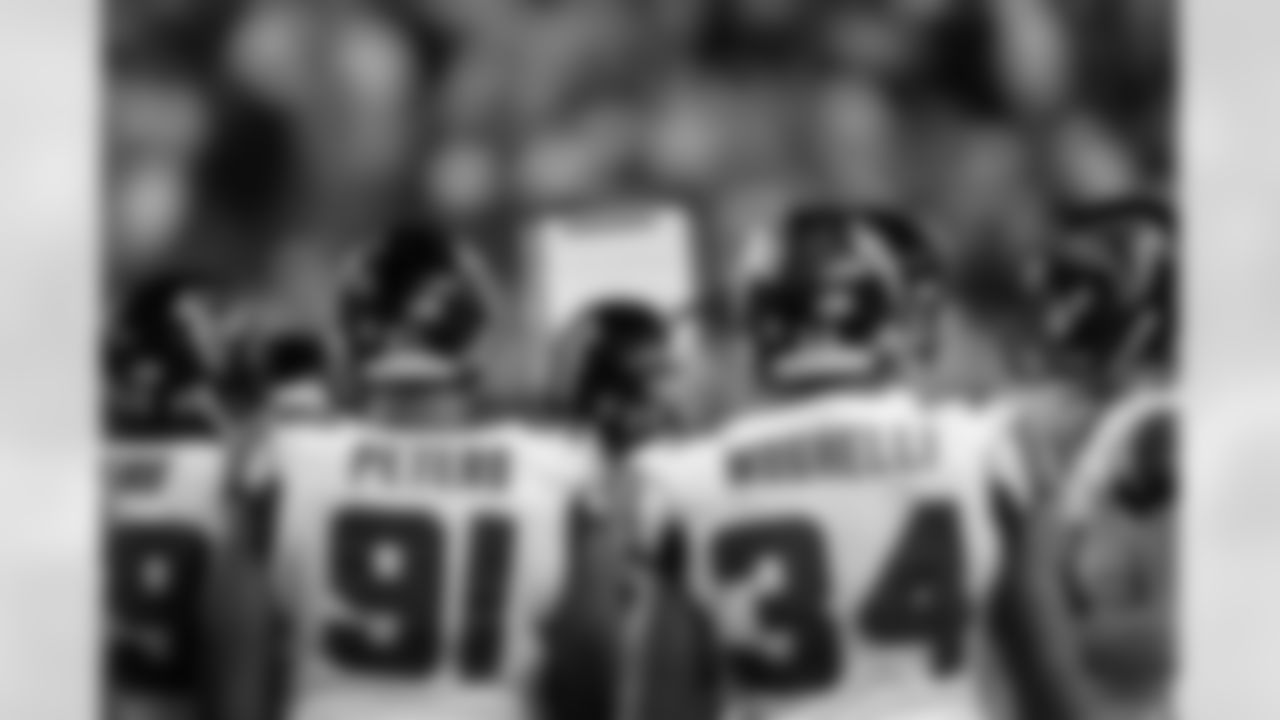 Falcons at Buccaneers // 12/5/10 - Raymond James Stadium