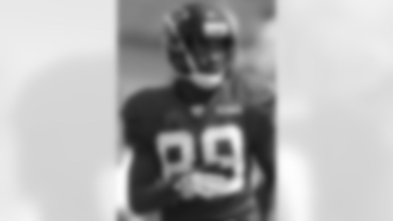 WR Rashad Evans