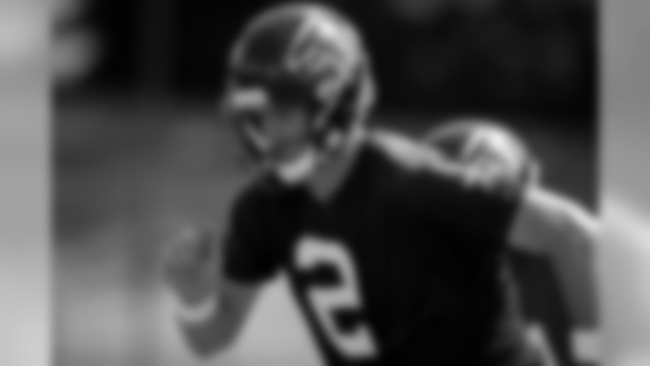 Atlanta Falcons quarterback Matt Ryan #2 in action during practice. (Photo by Kara Durrette/Atlanta Falcons).