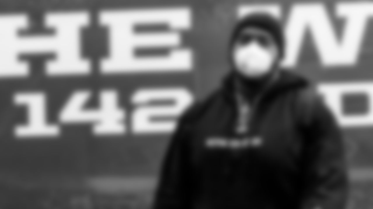 Atlanta Falcons offensive guard Justin McCray #65 arrives to face the Kansas City Chiefs on December 27, 2020.