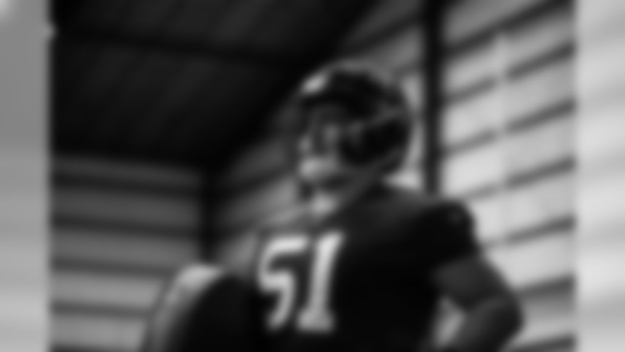 Atlanta Falcons center Alex Mack #51 looks on during practice. (Photo by Kara Durrette/Atlanta Falcons).