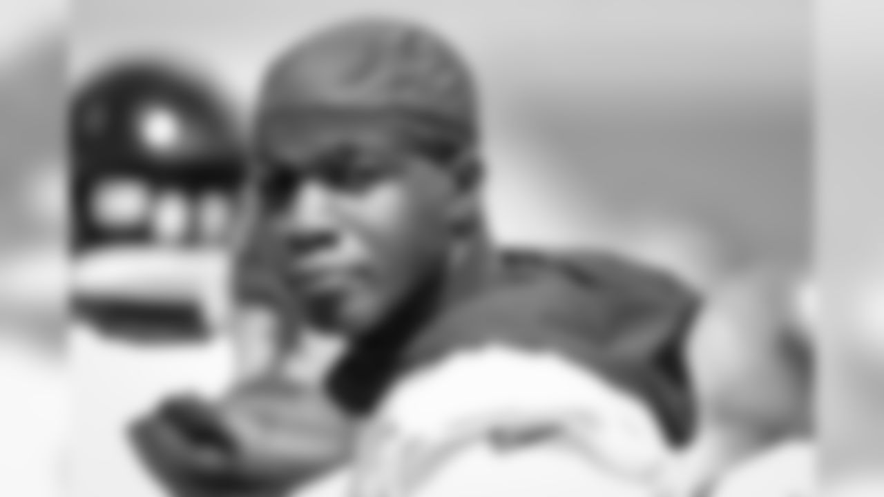 WR Mohamed Sanu