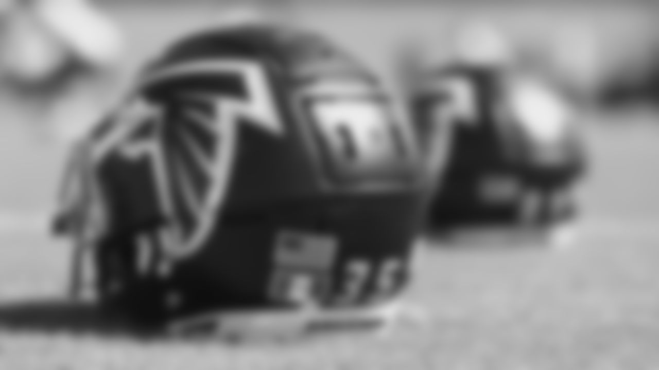 View of the Mexico flag on the helmet of Atlanta Falcons running back Avery Williams #35 during practice in Flowery Branch, Georgia, on Thursday, October 6, 2022. (Photo by Shanna Lockwood/Atlanta Falcons)