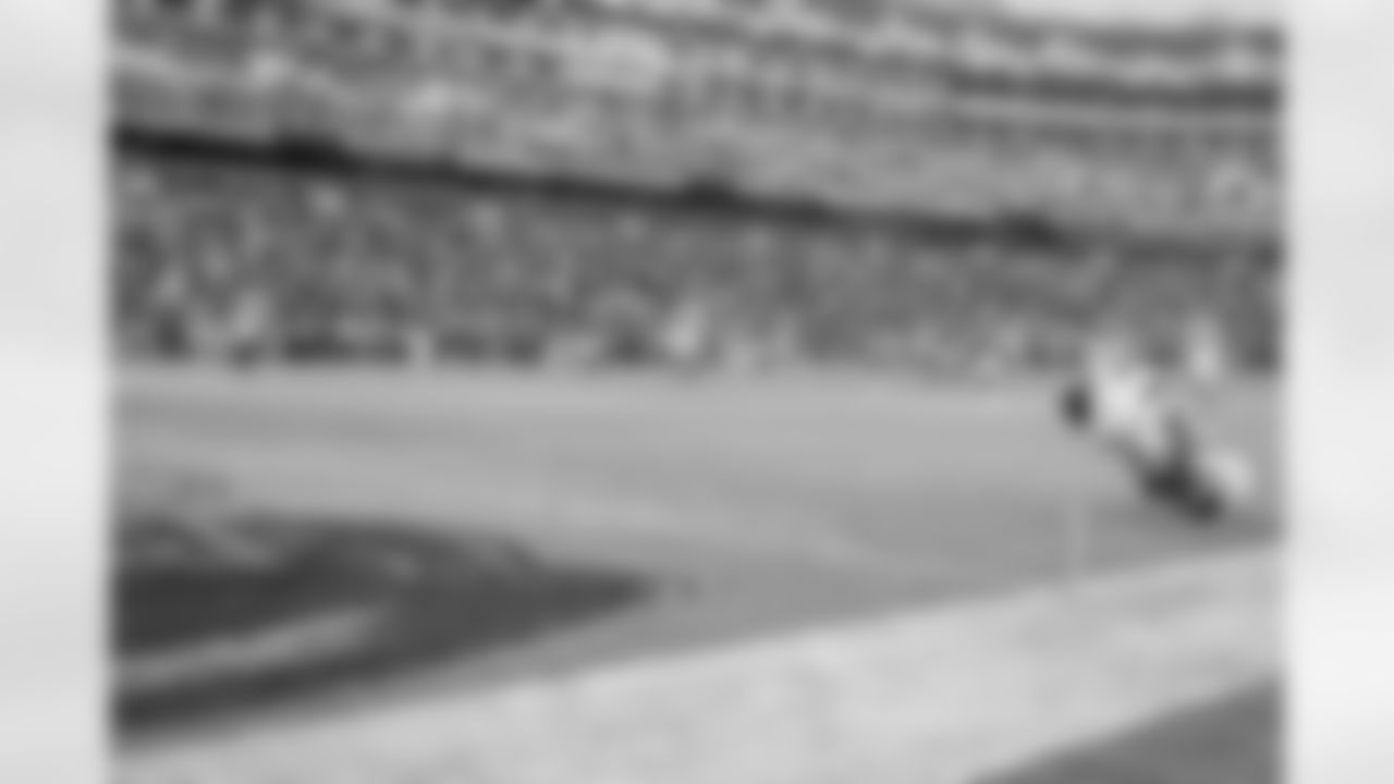 WR Julio Jones keeps going for his first touchdown of the 2018 season.