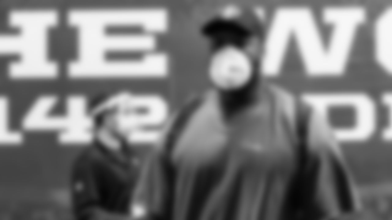 Atlanta Falcons offensive tackle Matt Gono #73 arrives to face the Kansas City Chiefs on December 27, 2020.