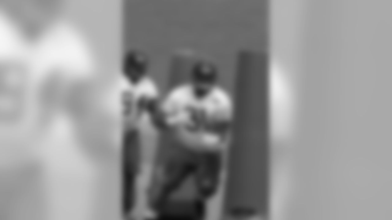 DT Corey Peters