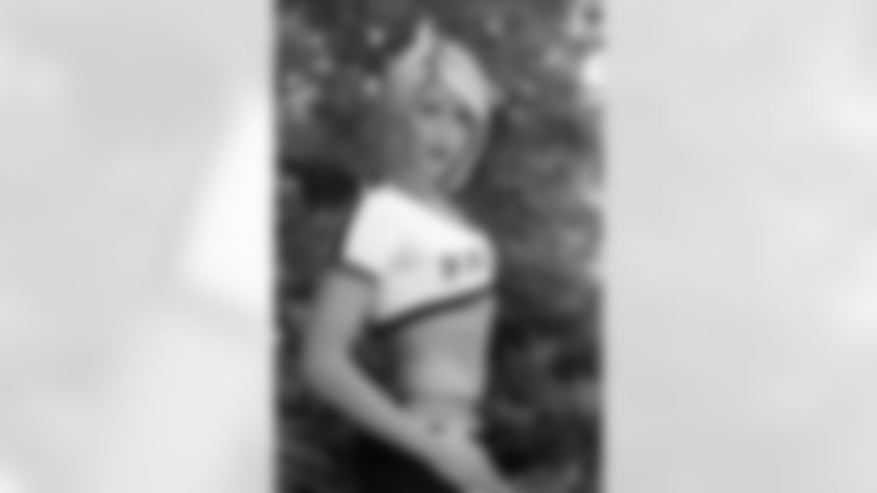 Reneau K. // 2011 Atlanta Falcons Cheerleaders Studio Shots // 2011 // Atlanta -