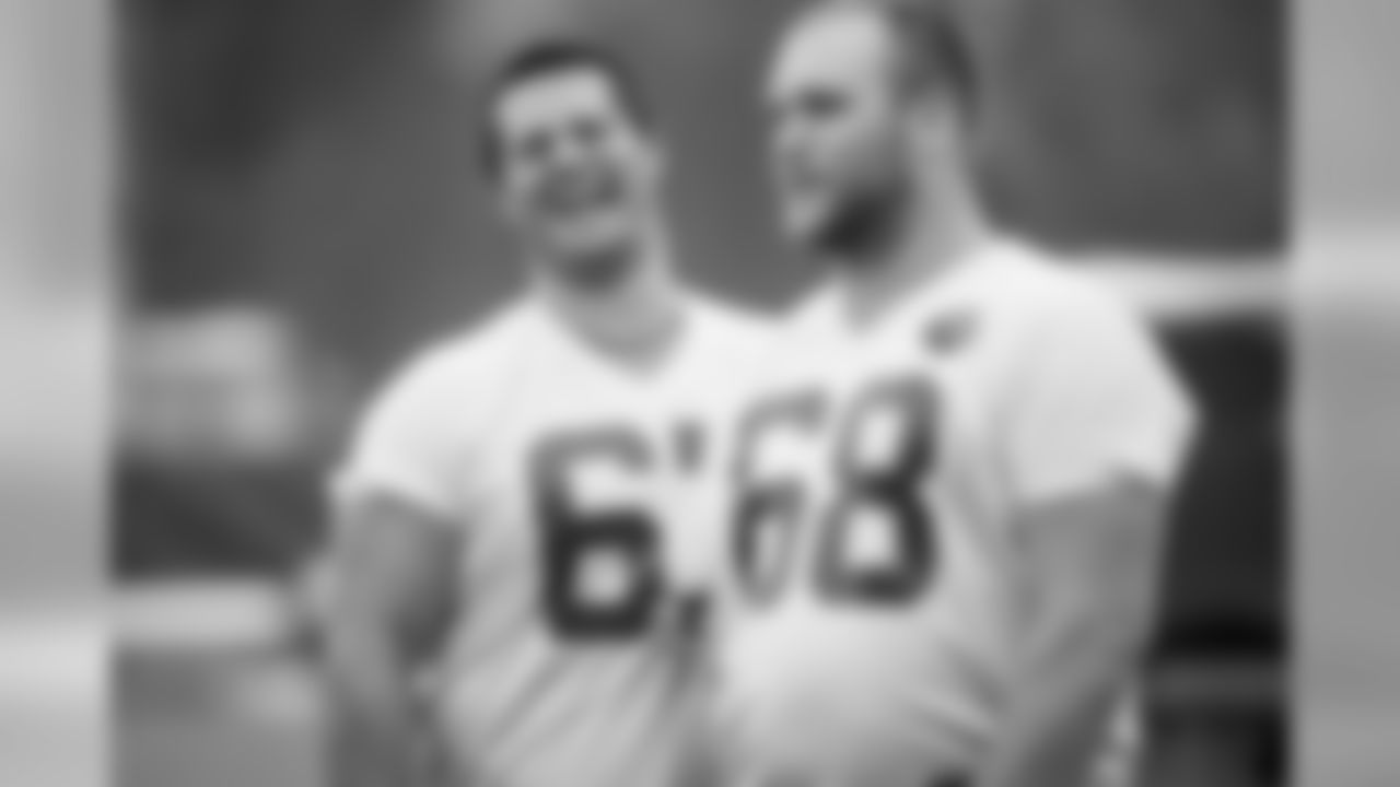 G Andy Levitre and C Mike Person during practice in 2015