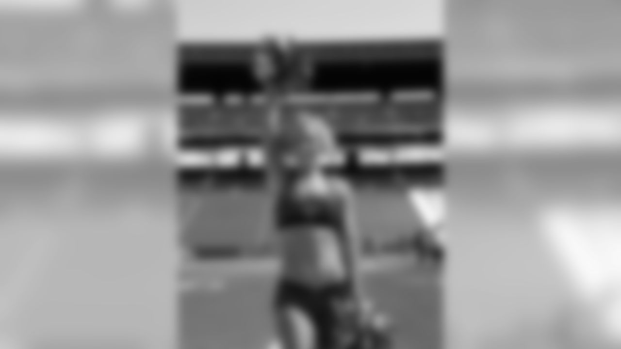 Falcons Cheerleader Nicole M., 2011 Pro Bowl