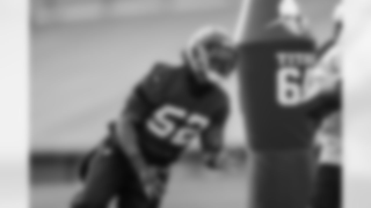 DE Bruce Irvin
Atlanta Falcons/ Kara Durrette