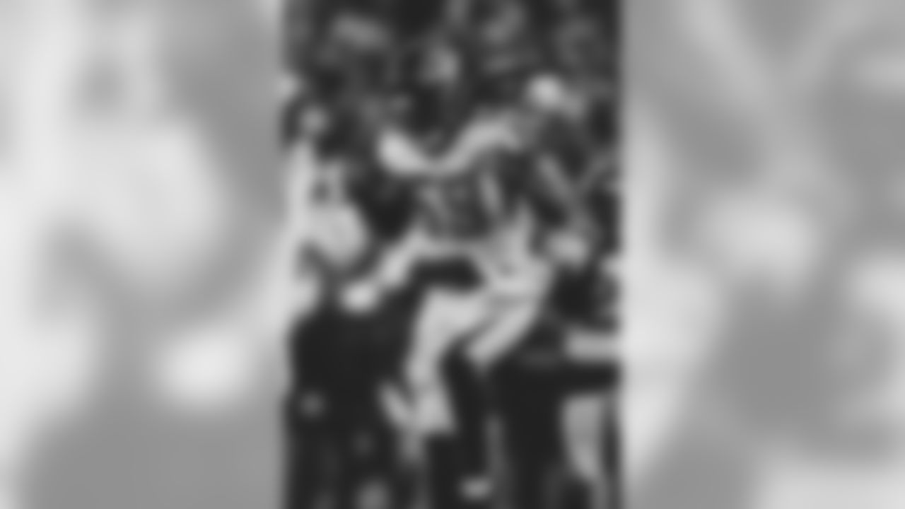 LB De'Vondre Campbell
Atlanta Falcons / Alika Jenner