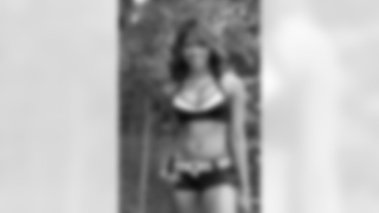 Denita C. // 2011 Atlanta Falcons Cheerleaders Studio Shots // 2011 // Atlanta -