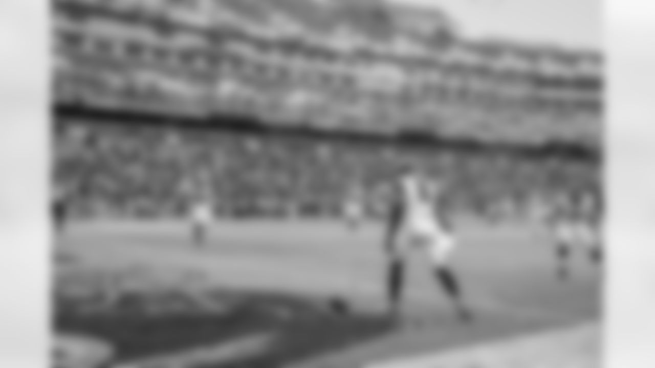 WR Julio Jones keeps going for his first touchdown of the 2018 season.