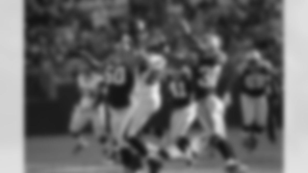 The Falcons visit Bank of America Stadium in Charlotte for their second NFC South game against the Panthers this season // Falcons at Panthers - 2011 // Dec. 11, 2011 // Charlotte -