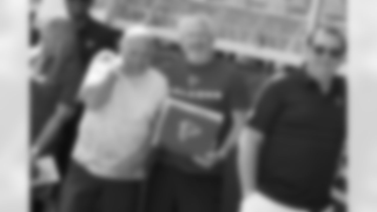 Fans-TrainingCamp11_DF_08082018_0066