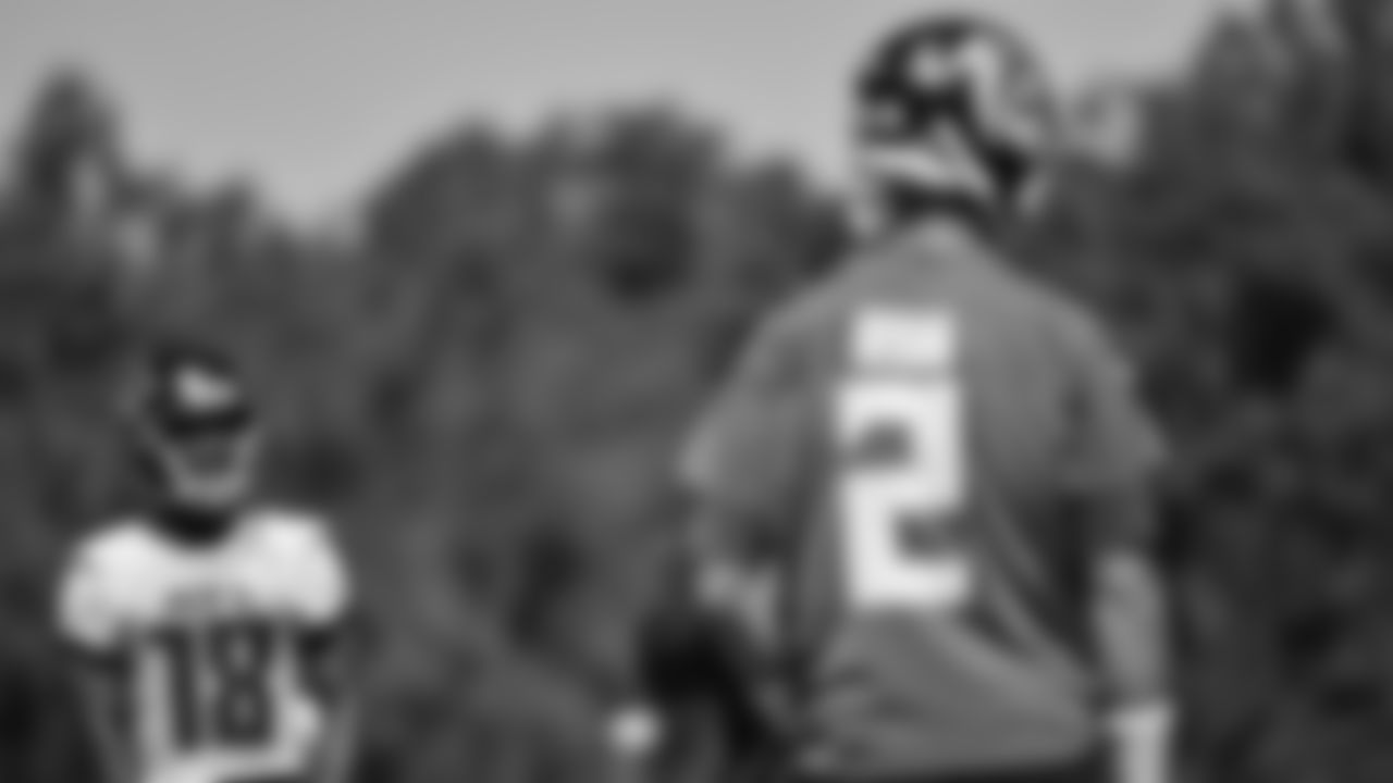 Atlanta Falcons wide receiver Calvin Ridley #18 and quarterback Matt Ryan #2 during team practice at Atlanta Falcons Headquarters in Flowery Branch, Georgia, on Friday September 23, 2021. (Photo by Brandon Magnus/Atlanta Falcons)