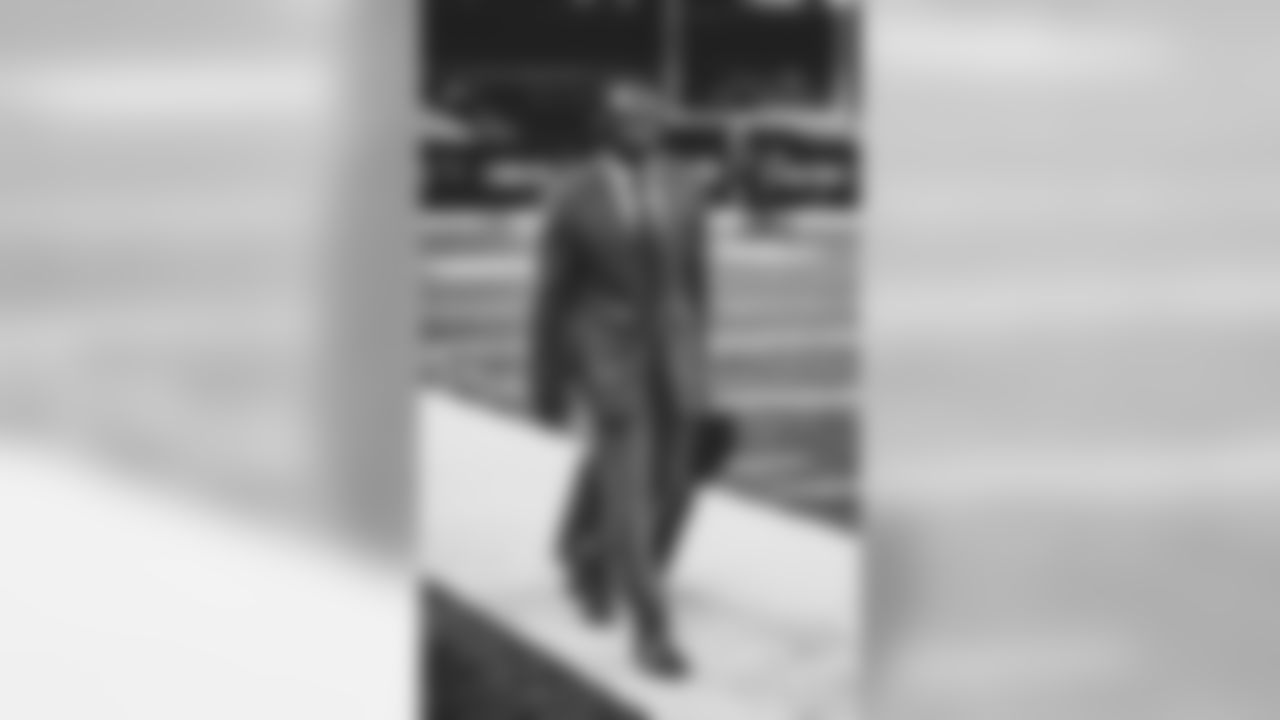 Marquand Manuel, defensive coordinator