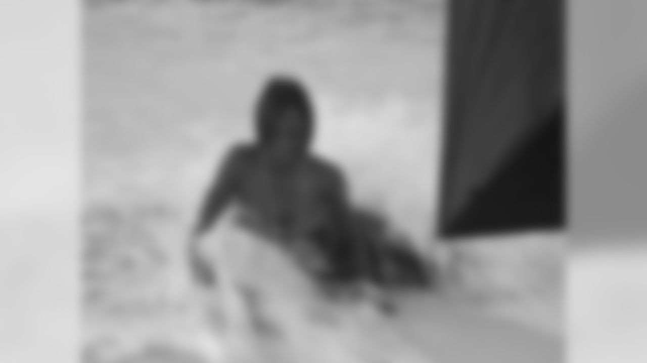 Avis H. // Atlanta Falcons Cheerleaders Swimsuit Calendar Photo Shoot - Day 4 // 5/29/11 // Bermuda -
