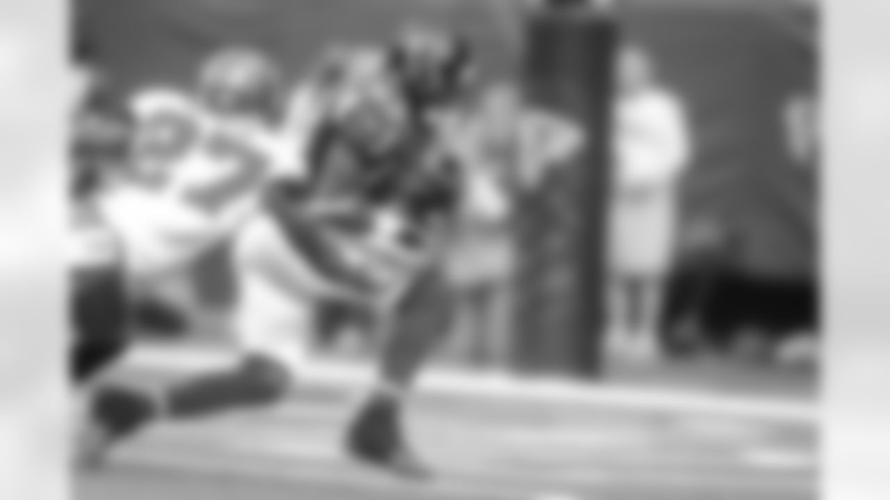 WR Harry Douglas has risen to the occasion. Last week, he had 7 receptions for 149 yards and 1 touchdown. Will Douglas have the same productivity on the field this week?