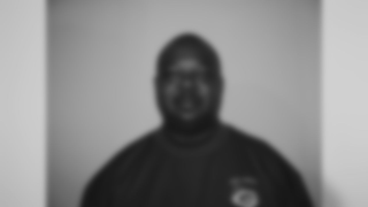 The Atlanta Falcons awarded Ronnie Millen with the Coach of the Week Award