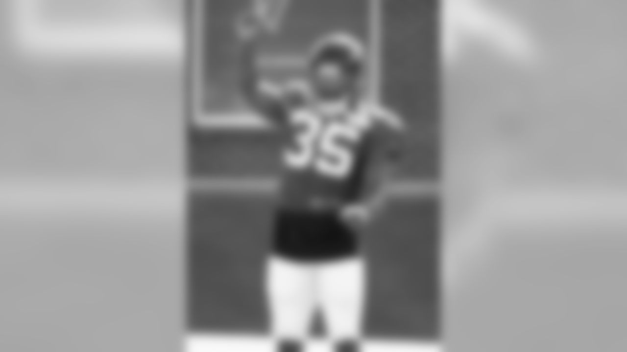 RB Antone Smith