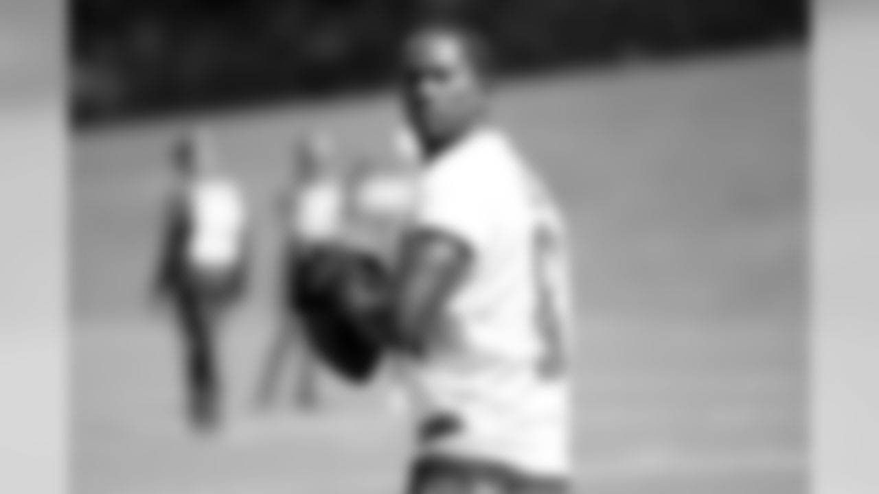 WR Harry Douglas