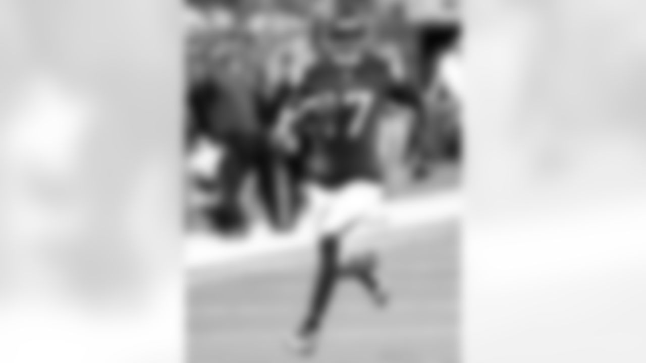 WR Devin Hester